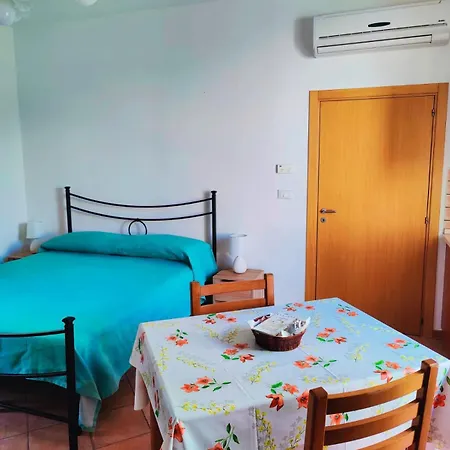 Πανσιόν Sari Evi Οτράντο
